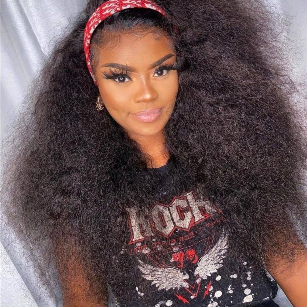 Meet your Posher, Queen